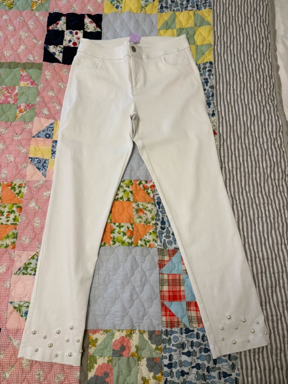 Attyre White Stretch Skinny Jeans w/ Pearl Ankle Embellishment